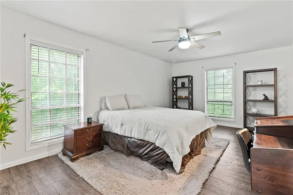 6851 Roswell Road Unit Q5, Sandy Springs, Georgia 30328, 3 Bedrooms Bedrooms, ,2 BathroomsBathrooms,Residential,Sold,6851 Roswell Road Unit Q5,7263021