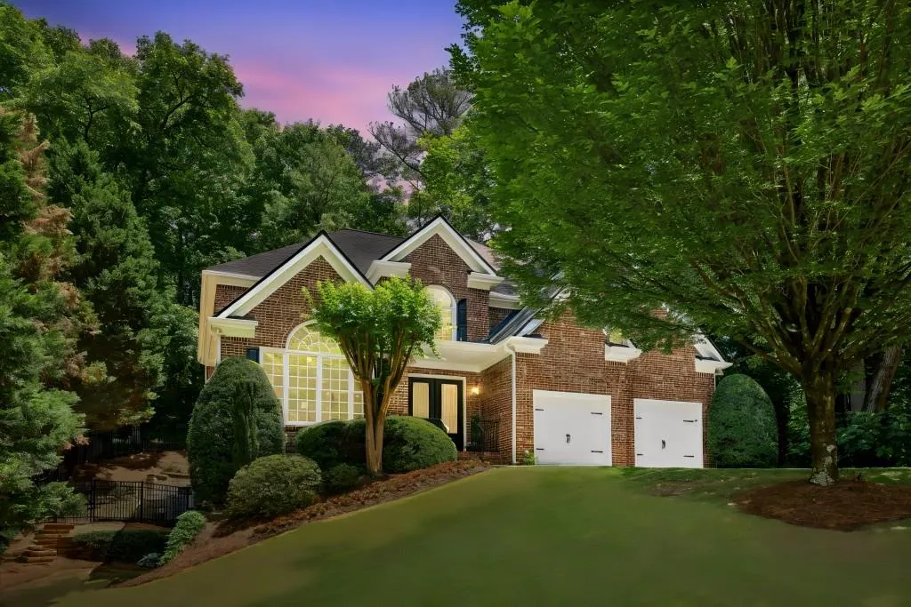 11 Wieuca Trace Ne, Atlanta, Georgia 30342, 5 Bedrooms Bedrooms, 0 ,4 BathroomsBathrooms,Residential,For Sale,11 Wieuca Trace Ne,7854436