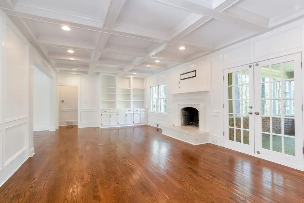 125 Churchill Drive, Sandy Springs, Georgia 30350, 5 Bedrooms Bedrooms, ,5 BathroomsBathrooms,Residential,Sold,125 Churchill Drive,6535434