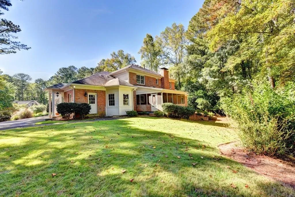 125 Churchill Drive, Sandy Springs, Georgia 30350, 5 Bedrooms Bedrooms, ,5 BathroomsBathrooms,Residential,Sold,125 Churchill Drive,6535434