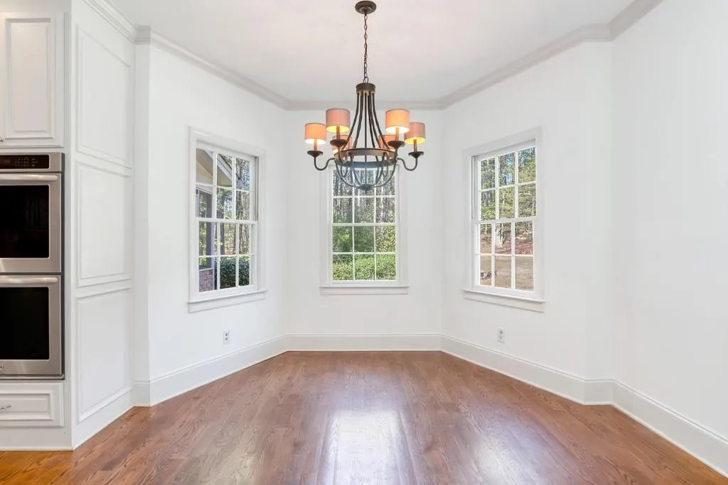 125 Churchill Drive, Sandy Springs, Georgia 30350, 5 Bedrooms Bedrooms, ,5 BathroomsBathrooms,Residential,Sold,125 Churchill Drive,6535434