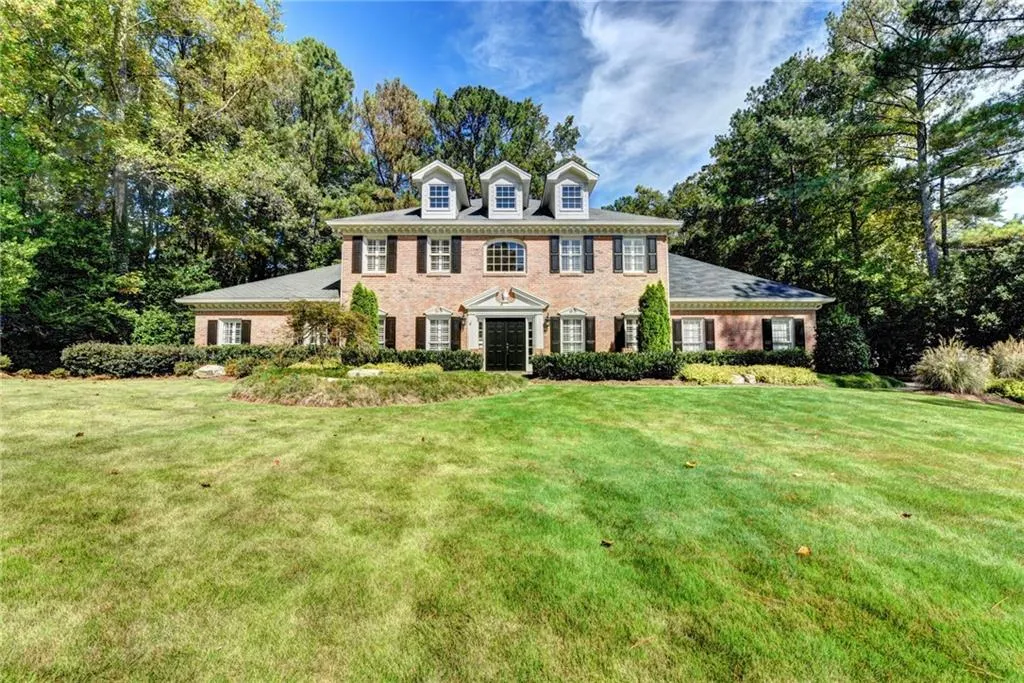 125 Churchill Drive, Sandy Springs, Georgia 30350, 5 Bedrooms Bedrooms, ,5 BathroomsBathrooms,Residential,Sold,125 Churchill Drive,6535434