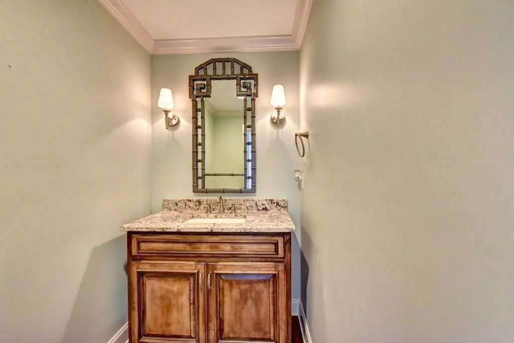 125 Churchill Drive, Sandy Springs, Georgia 30350, 5 Bedrooms Bedrooms, ,5 BathroomsBathrooms,Residential,Sold,125 Churchill Drive,6535434