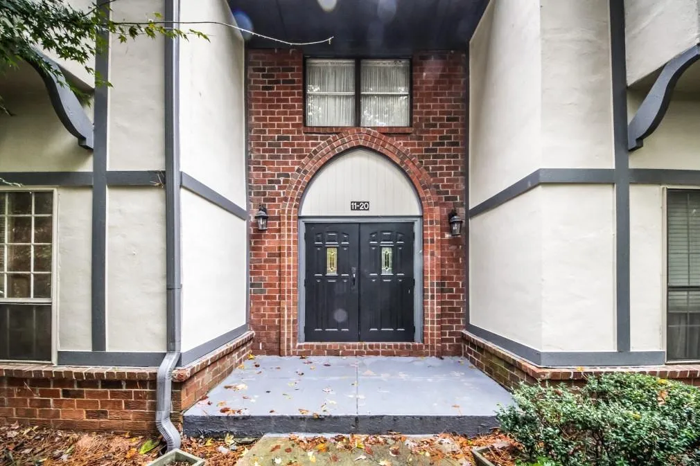 6851 Roswell Road Ne Unit Q17, Sandy Springs, Georgia 30328, 3 Bedrooms Bedrooms, ,2 BathroomsBathrooms,Residential,Sold,6851 Roswell Road Ne Unit Q17,6698525 6851 Roswell Road Ne Unit Q17, Sandy Springs, Georgia 30328, 3 Bedrooms Bedrooms, ,2 BathroomsBathrooms,Residential,Sold,6851 Roswell Road Ne Unit Q17,6698525