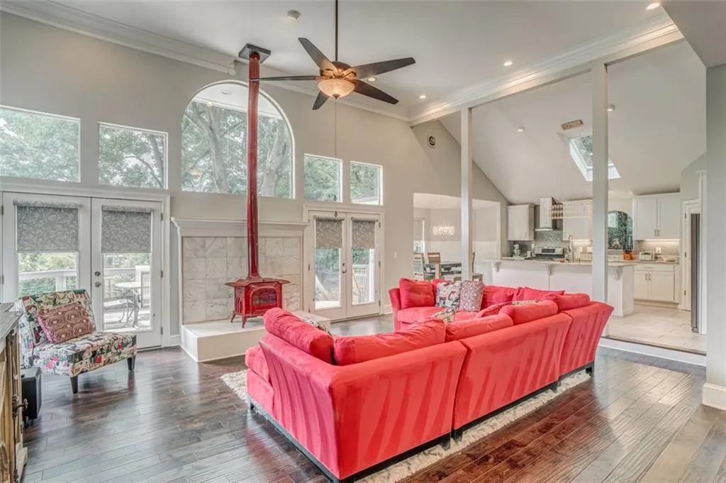 5308 Northland Drive, Atlanta, Georgia 30328, 6 Bedrooms Bedrooms, ,4 BathroomsBathrooms,Residential,Sold,5308 Northland Drive,6899641