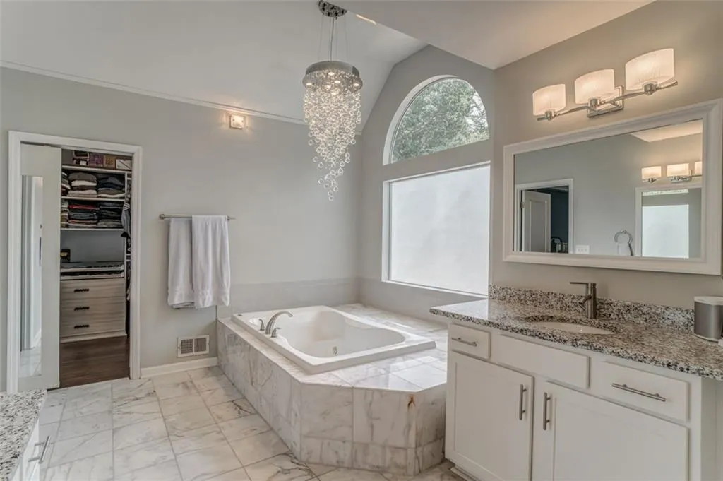 5308 Northland Drive, Atlanta, Georgia 30328, 6 Bedrooms Bedrooms, ,4 BathroomsBathrooms,Residential,Sold,5308 Northland Drive,6899641