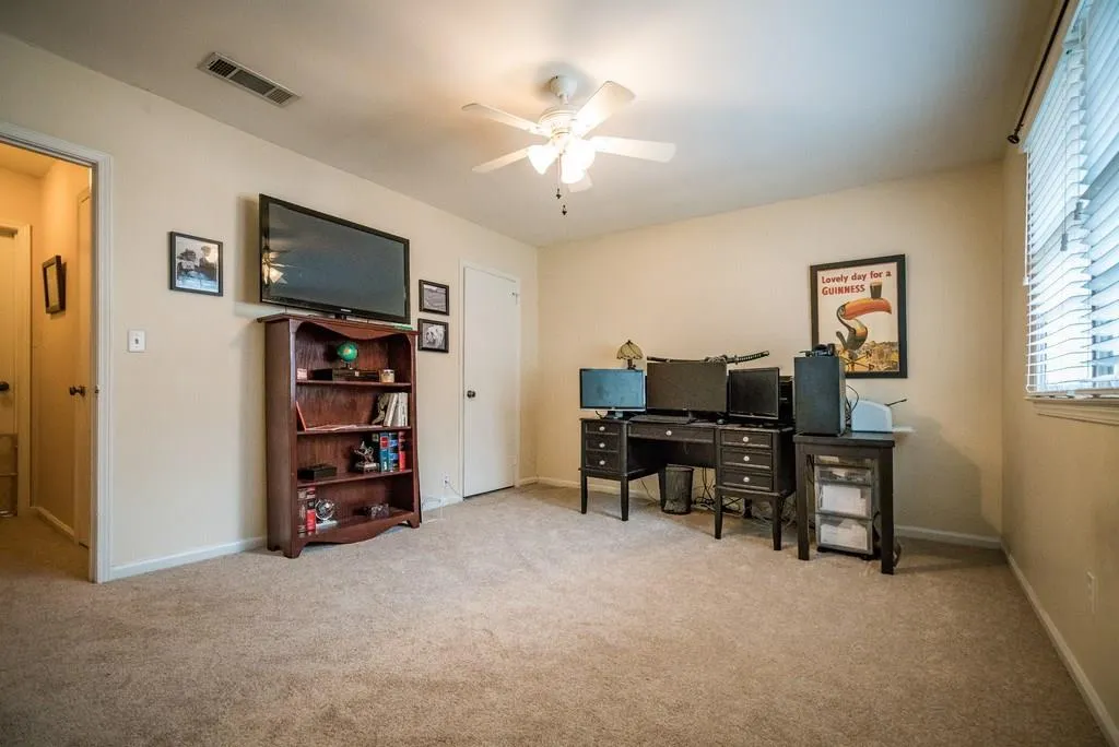 6520 Roswell Road Unit 94, Atlanta, Georgia 30328, 2 Bedrooms Bedrooms, ,1 BathroomBathrooms,Residential,Sold,6520 Roswell Road Unit 94,5812606