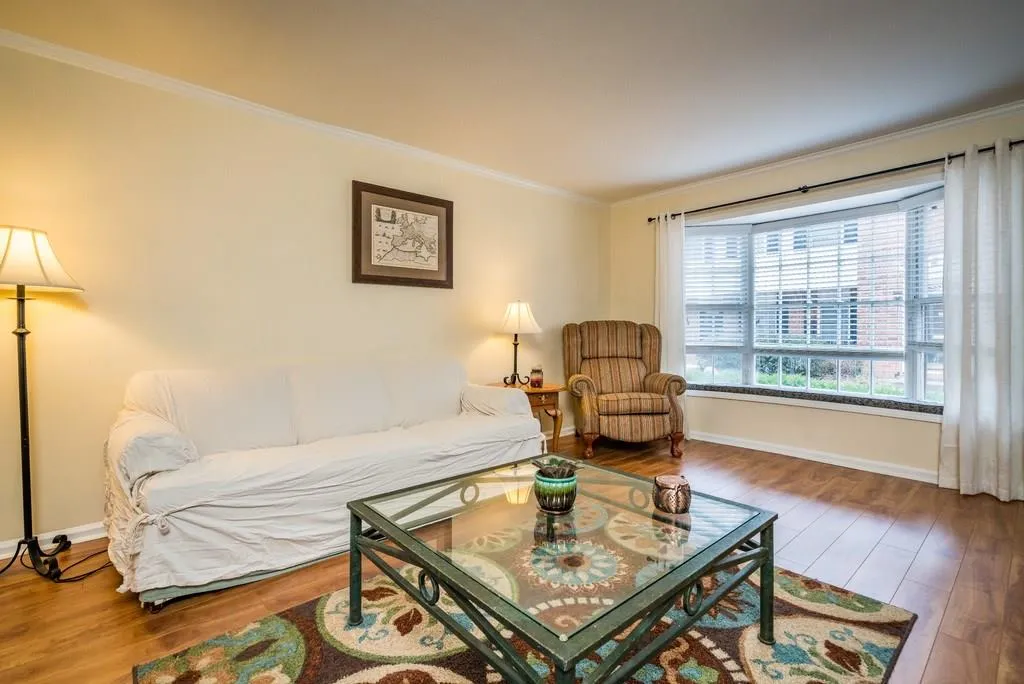 6520 Roswell Road Unit 94, Atlanta, Georgia 30328, 2 Bedrooms Bedrooms, ,1 BathroomBathrooms,Residential,Sold,6520 Roswell Road Unit 94,5812606