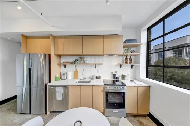 1805 Harvard Avenue Unit 205, College Park, Georgia 30337