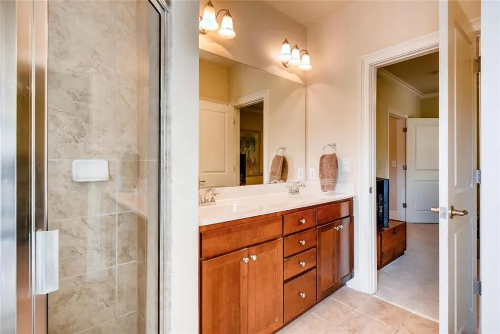 6401 Paulson Place, Sandy Springs, Georgia 30328, 2 Bedrooms Bedrooms, ,2 BathroomsBathrooms,Residential,Sold,6401 Paulson Place,5818311