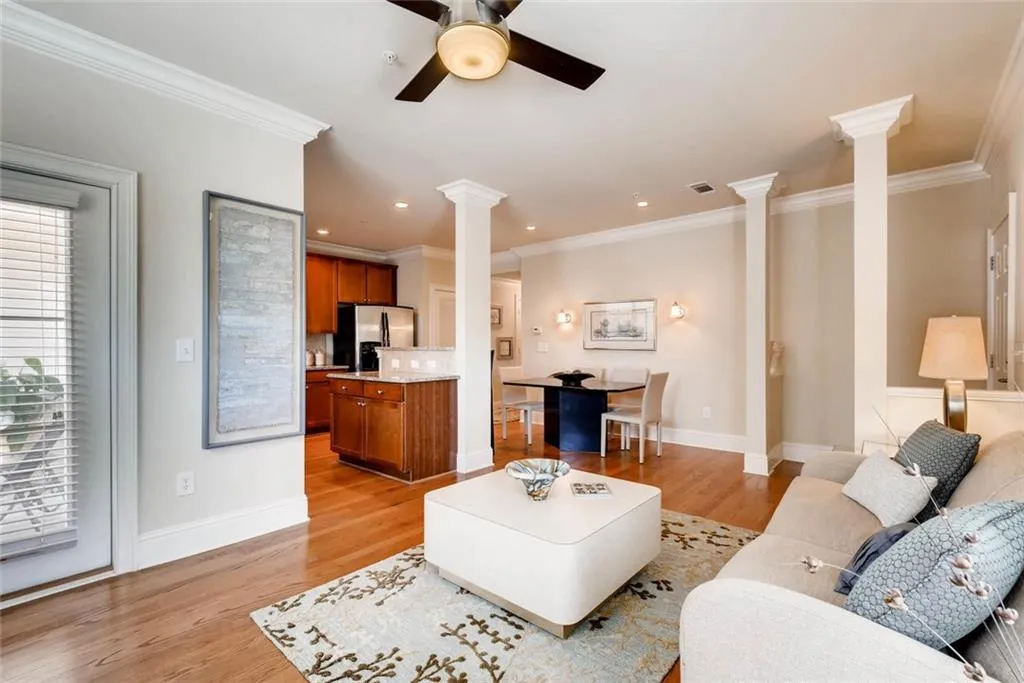 6401 Paulson Place, Sandy Springs, Georgia 30328, 2 Bedrooms Bedrooms, ,2 BathroomsBathrooms,Residential,Sold,6401 Paulson Place,5818311