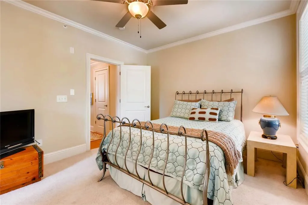 6401 Paulson Place, Sandy Springs, Georgia 30328, 2 Bedrooms Bedrooms, ,2 BathroomsBathrooms,Residential,Sold,6401 Paulson Place,5818311