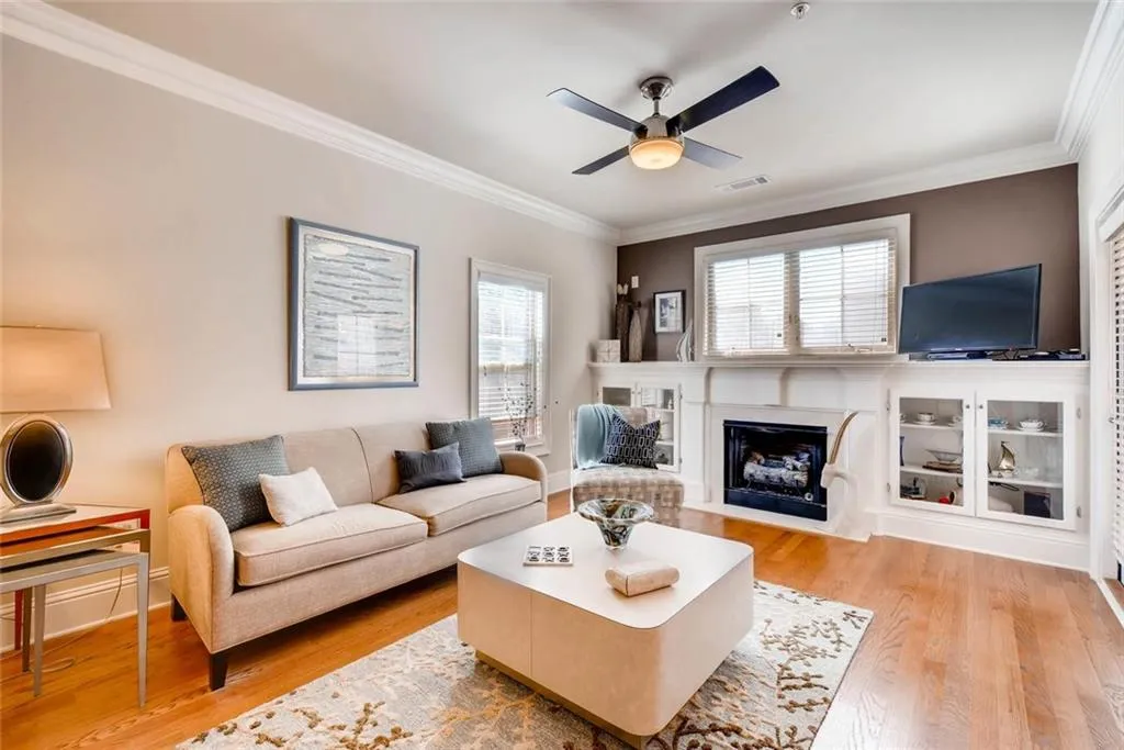 6401 Paulson Place, Sandy Springs, Georgia 30328, 2 Bedrooms Bedrooms, ,2 BathroomsBathrooms,Residential,Sold,6401 Paulson Place,5818311
