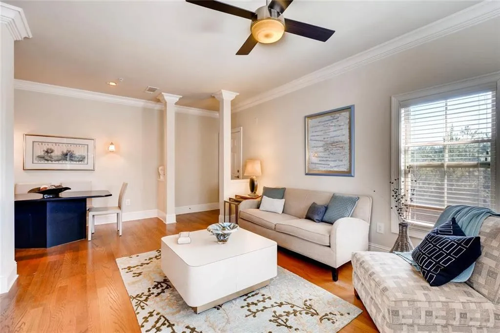 6401 Paulson Place, Sandy Springs, Georgia 30328, 2 Bedrooms Bedrooms, ,2 BathroomsBathrooms,Residential,Sold,6401 Paulson Place,5818311