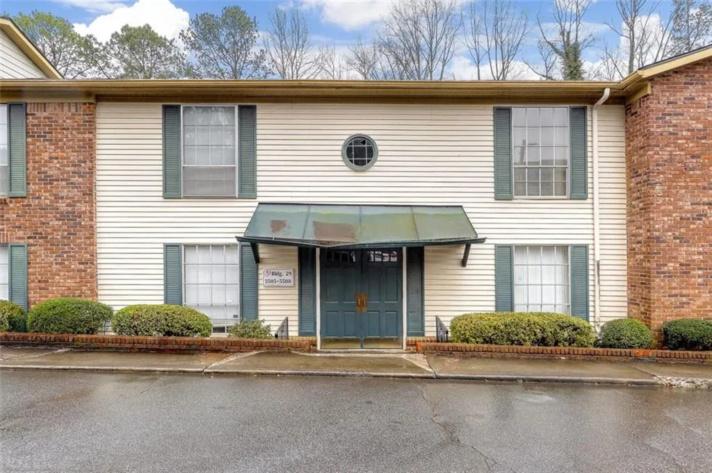 5507 Kingsport Drive Unit 29, Atlanta, Georgia 30342, 2 Bedrooms Bedrooms, ,1 BathroomBathrooms,Residential,Sold,5507 Kingsport Drive Unit 29,6771630