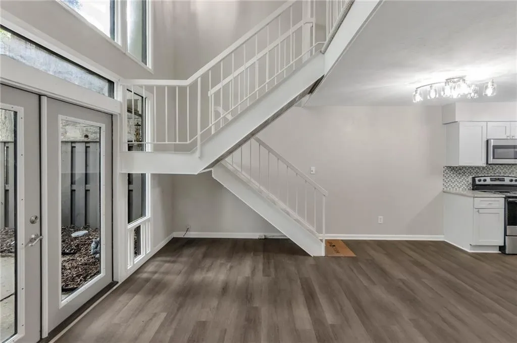41 Cantey Place Nw, Atlanta, Georgia 30327, 1 Bedroom Bedrooms, ,1 BathroomBathrooms,Residential,Sold,41 Cantey Place Nw,7555007