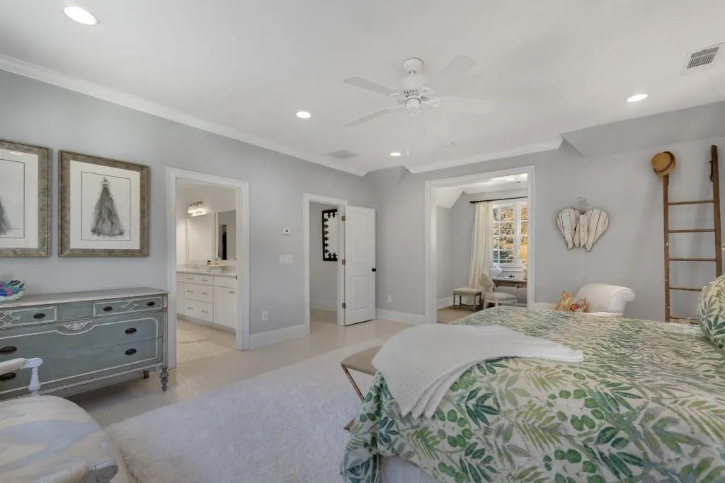 4715 High Point Road, Atlanta, Georgia 30342, 5 Bedrooms Bedrooms, ,3 BathroomsBathrooms,Residential,Sold,4715 High Point Road,6985214