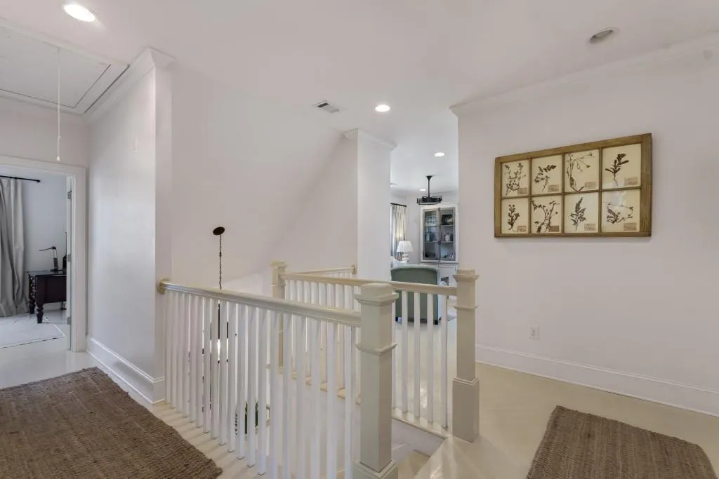 4715 High Point Road, Atlanta, Georgia 30342, 5 Bedrooms Bedrooms, ,3 BathroomsBathrooms,Residential,Sold,4715 High Point Road,6985214