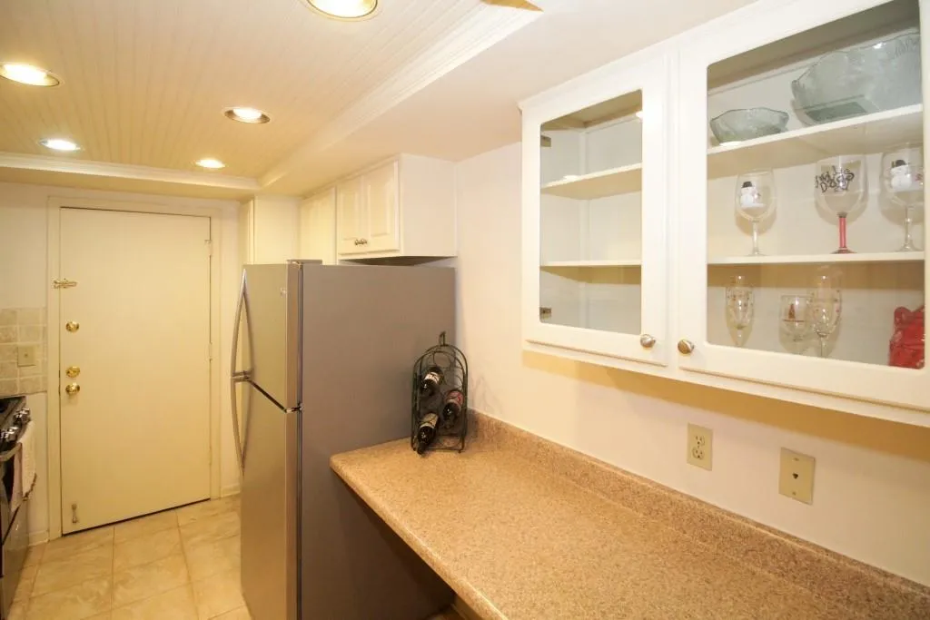 6851 Roswell Road Unit F20, Sandy Springs, Georgia 30328, 3 Bedrooms Bedrooms, ,2 BathroomsBathrooms,Residential,Sold,6851 Roswell Road Unit F20,5982944