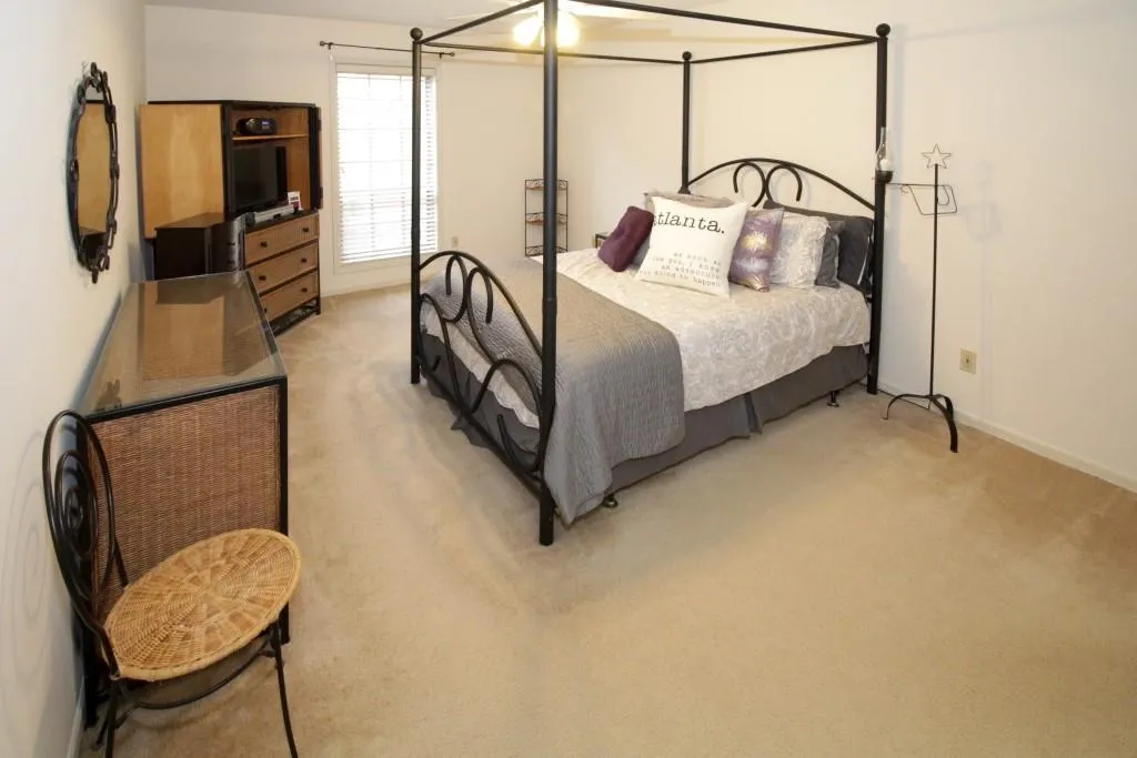 6851 Roswell Road Unit F20, Sandy Springs, Georgia 30328, 3 Bedrooms Bedrooms, ,2 BathroomsBathrooms,Residential,Sold,6851 Roswell Road Unit F20,5982944