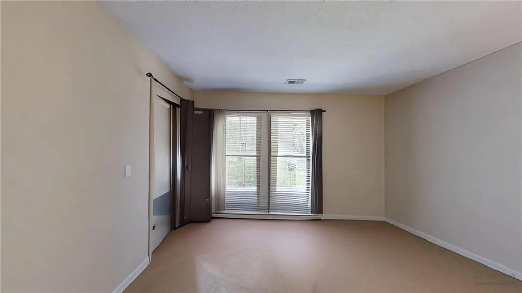 25205 Plantation Drive Ne Unit 205, Atlanta, Georgia 30324, 2 Bedrooms Bedrooms, 0 ,2 BathroomsBathrooms,Residential,For Sale,25205 Plantation Drive Ne Unit 205,7680498
