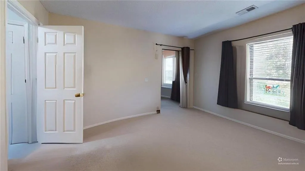 25205 Plantation Drive Ne Unit 205, Atlanta, Georgia 30324, 2 Bedrooms Bedrooms, 0 ,2 BathroomsBathrooms,Residential,For Sale,25205 Plantation Drive Ne Unit 205,7680498