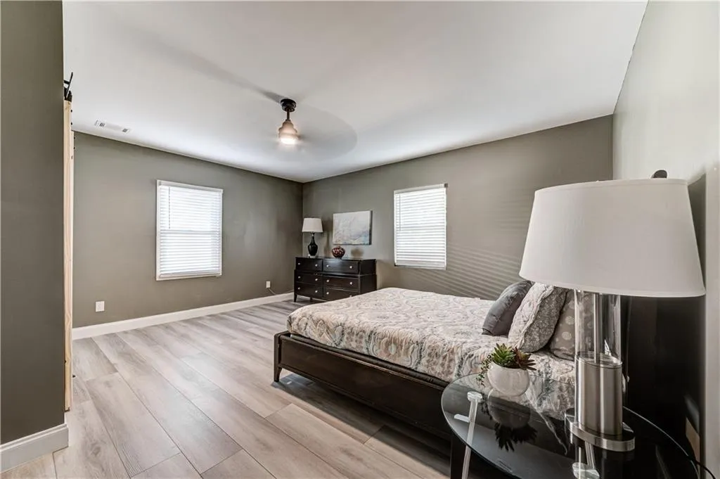 270 Mark Trail, Sandy Springs, Georgia 30328, 5 Bedrooms Bedrooms, ,3 BathroomsBathrooms,Residential,Sold,270 Mark Trail,7129382