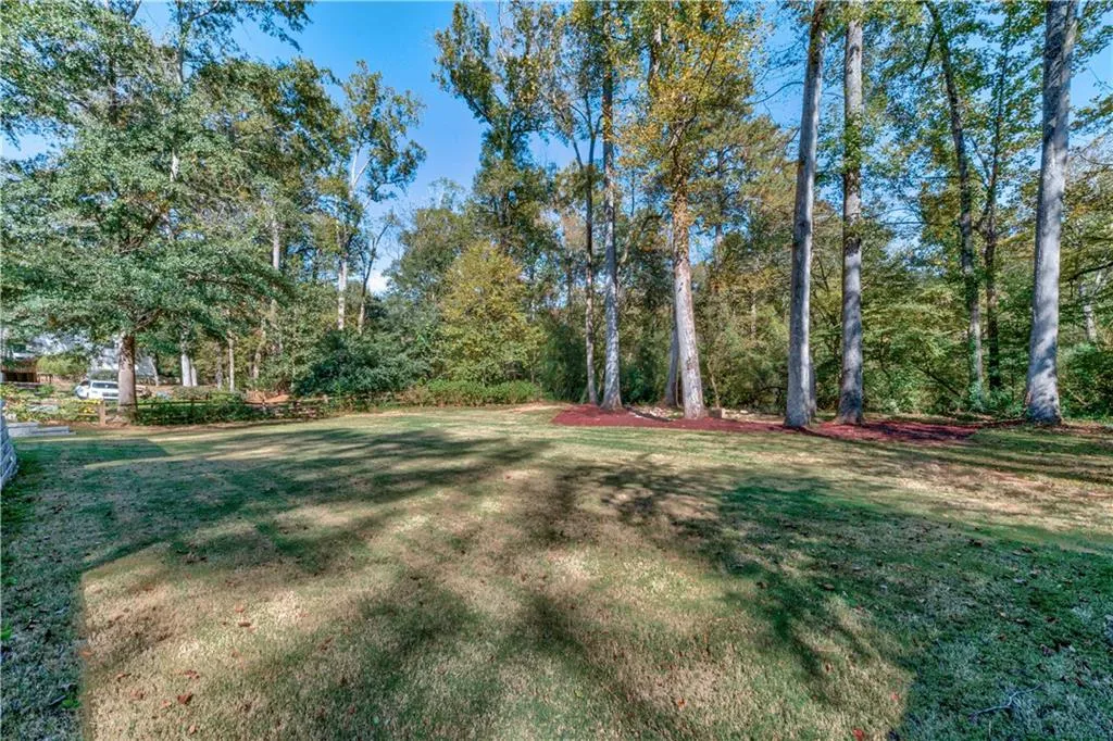 270 Mark Trail, Sandy Springs, Georgia 30328, 5 Bedrooms Bedrooms, ,3 BathroomsBathrooms,Residential,Sold,270 Mark Trail,7129382