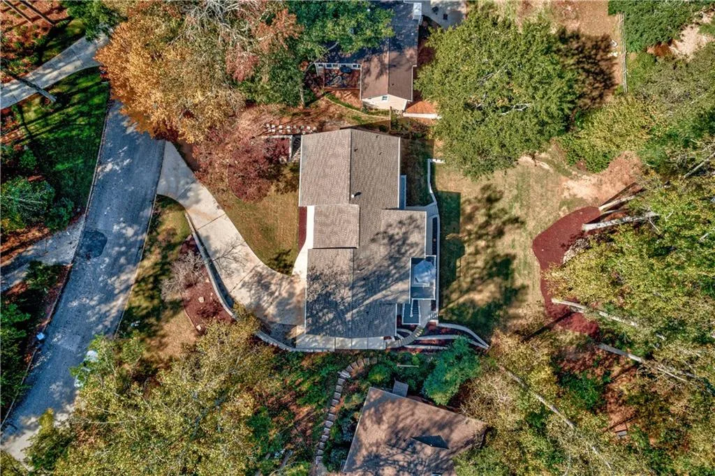 270 Mark Trail, Sandy Springs, Georgia 30328, 5 Bedrooms Bedrooms, ,3 BathroomsBathrooms,Residential,Sold,270 Mark Trail,7129382