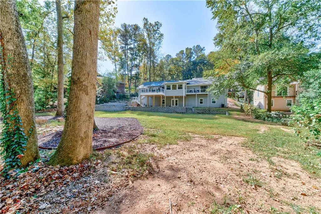 270 Mark Trail, Sandy Springs, Georgia 30328, 5 Bedrooms Bedrooms, ,3 BathroomsBathrooms,Residential,Sold,270 Mark Trail,7129382