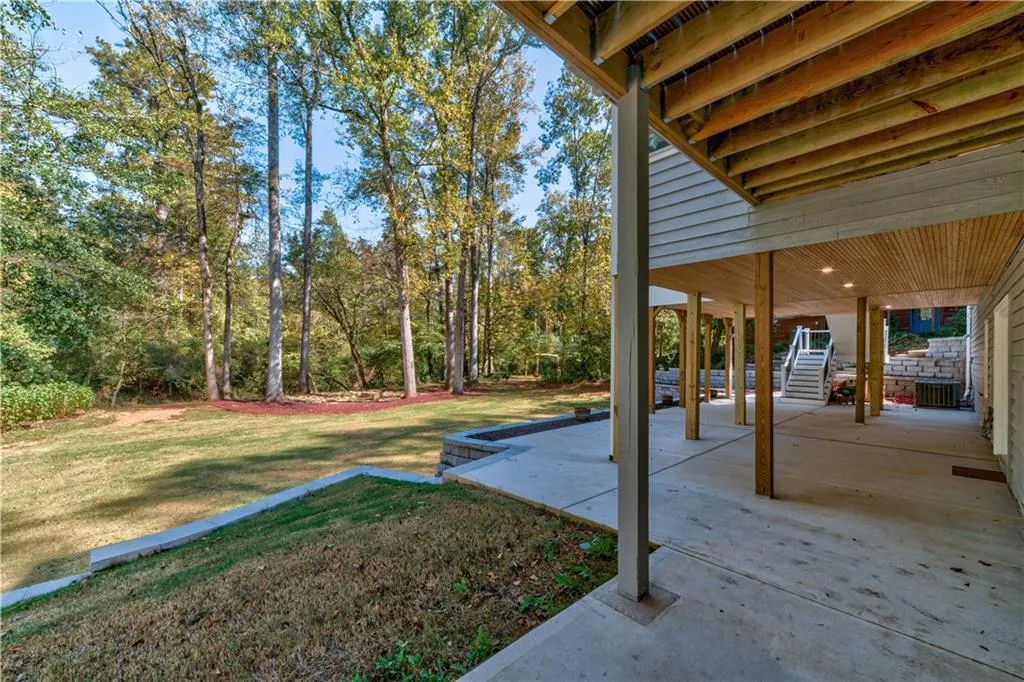 270 Mark Trail, Sandy Springs, Georgia 30328, 5 Bedrooms Bedrooms, ,3 BathroomsBathrooms,Residential,Sold,270 Mark Trail,7129382