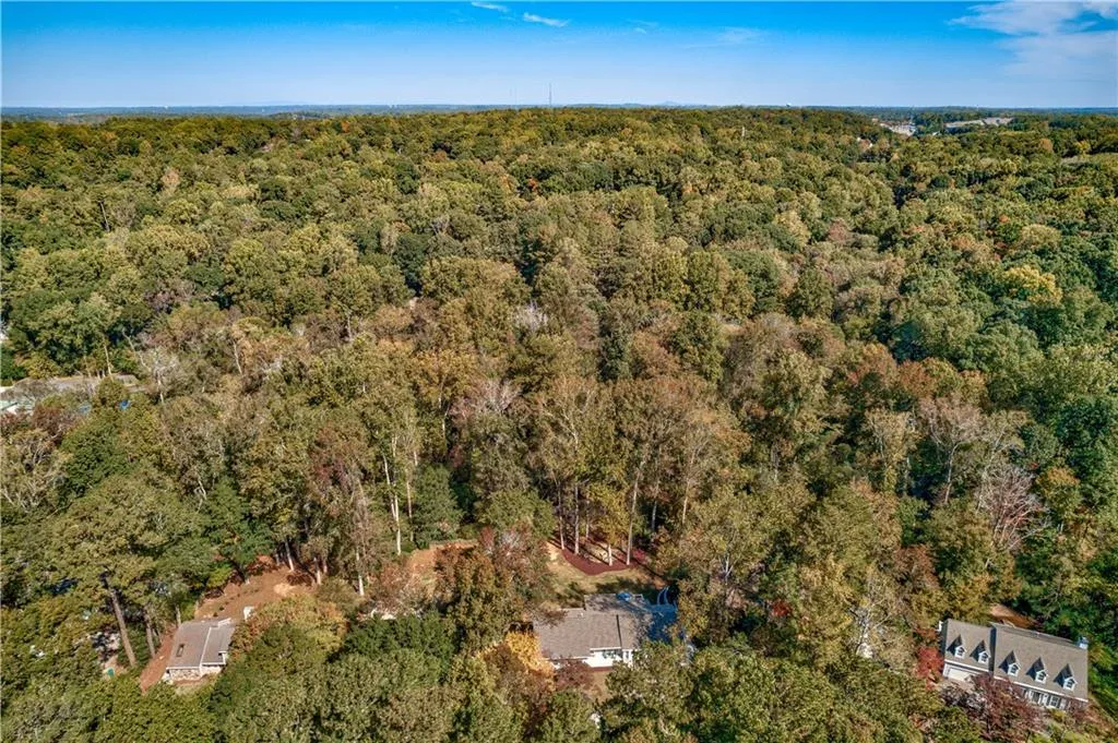 270 Mark Trail, Sandy Springs, Georgia 30328, 5 Bedrooms Bedrooms, ,3 BathroomsBathrooms,Residential,Sold,270 Mark Trail,7129382