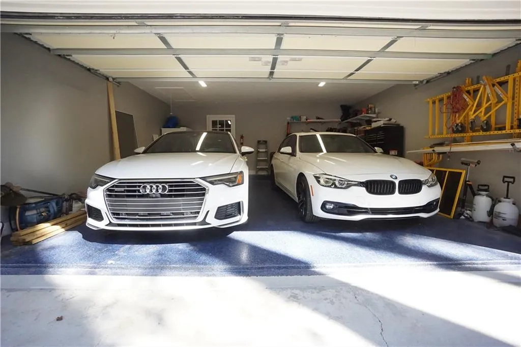 270 Mark Trail, Sandy Springs, Georgia 30328, 5 Bedrooms Bedrooms, ,3 BathroomsBathrooms,Residential,Sold,270 Mark Trail,7129382