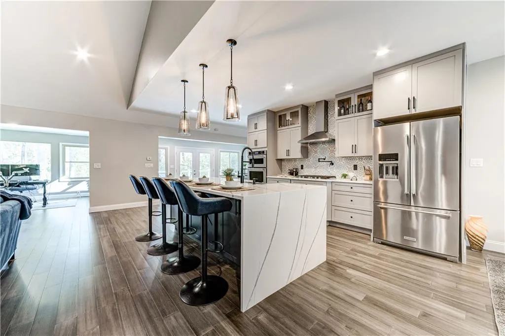 270 Mark Trail, Sandy Springs, Georgia 30328, 5 Bedrooms Bedrooms, ,3 BathroomsBathrooms,Residential,Sold,270 Mark Trail,7129382