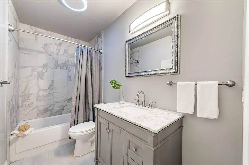 270 Mark Trail, Sandy Springs, Georgia 30328, 5 Bedrooms Bedrooms, ,3 BathroomsBathrooms,Residential,Sold,270 Mark Trail,7129382