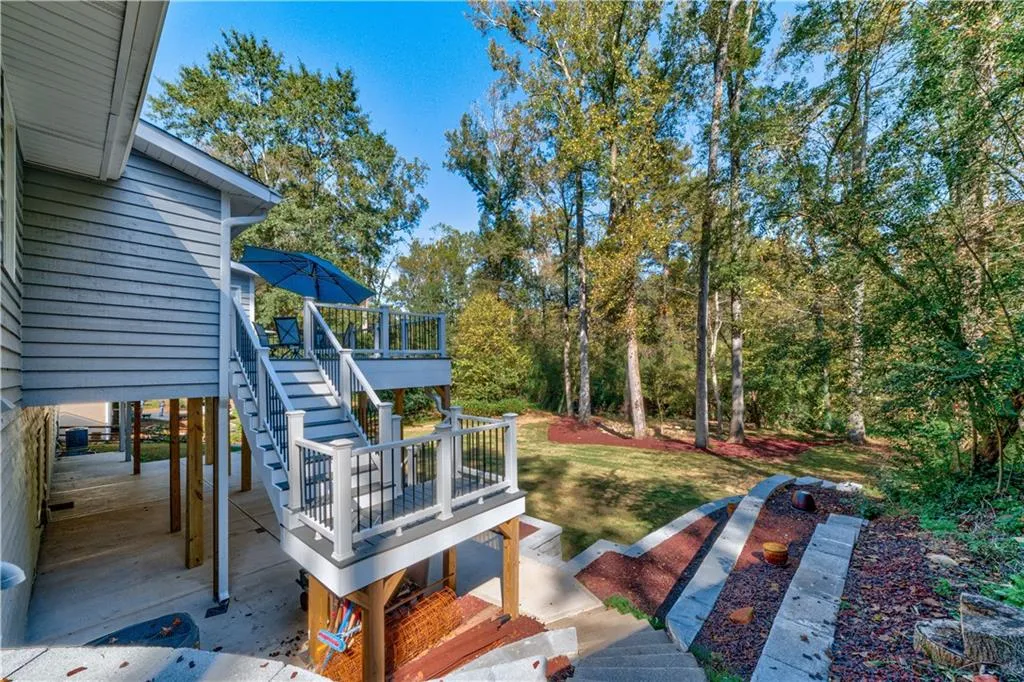 270 Mark Trail, Sandy Springs, Georgia 30328, 5 Bedrooms Bedrooms, ,3 BathroomsBathrooms,Residential,Sold,270 Mark Trail,7129382