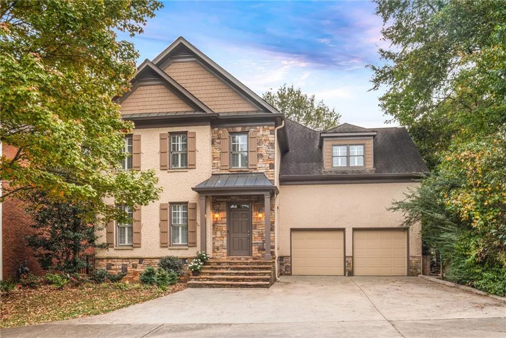 61 W Belle Isle Road, Sandy Springs, Georgia 30342, 4 Bedrooms Bedrooms, ,4 BathroomsBathrooms,Residential,Sold,61 W Belle Isle Road,6803327