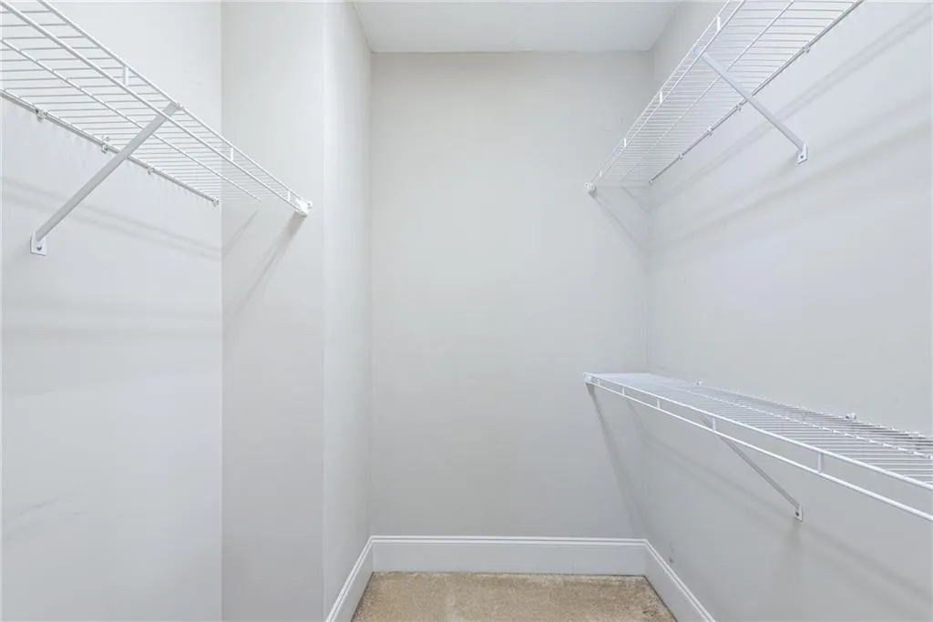61 W Belle Isle Road, Sandy Springs, Georgia 30342, 4 Bedrooms Bedrooms, ,4 BathroomsBathrooms,Residential,Sold,61 W Belle Isle Road,6803327