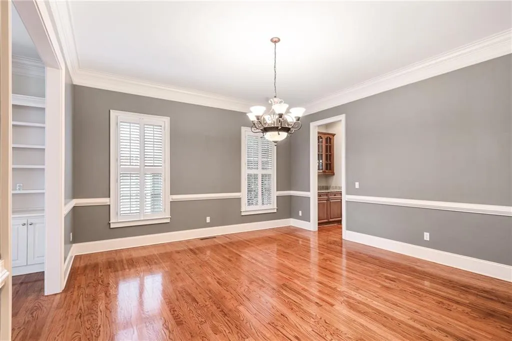 61 W Belle Isle Road, Sandy Springs, Georgia 30342, 4 Bedrooms Bedrooms, ,4 BathroomsBathrooms,Residential,Sold,61 W Belle Isle Road,6803327