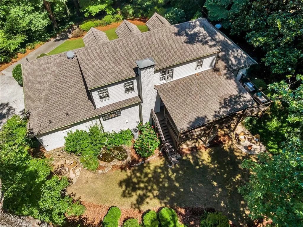 7105 Brandon Mill Road, Sandy Springs, Georgia 30328, 4 Bedrooms Bedrooms, ,2 BathroomsBathrooms,Residential,Sold,7105 Brandon Mill Road,6736887