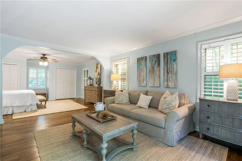 7105 Brandon Mill Road, Sandy Springs, Georgia 30328, 4 Bedrooms Bedrooms, ,2 BathroomsBathrooms,Residential,Sold,7105 Brandon Mill Road,6736887