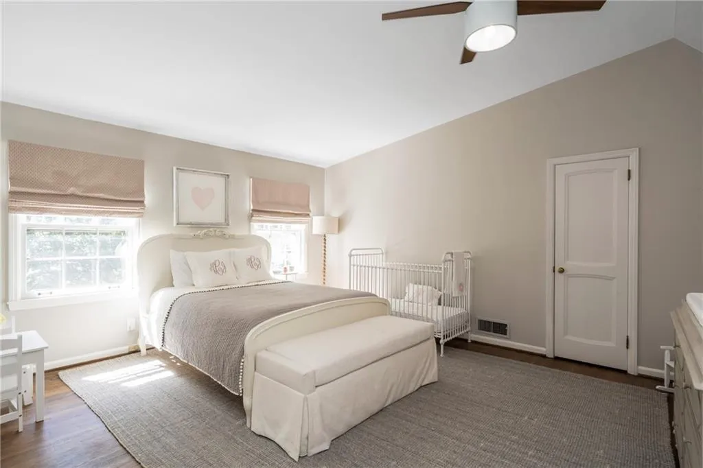 7105 Brandon Mill Road, Sandy Springs, Georgia 30328, 4 Bedrooms Bedrooms, ,2 BathroomsBathrooms,Residential,Sold,7105 Brandon Mill Road,6736887