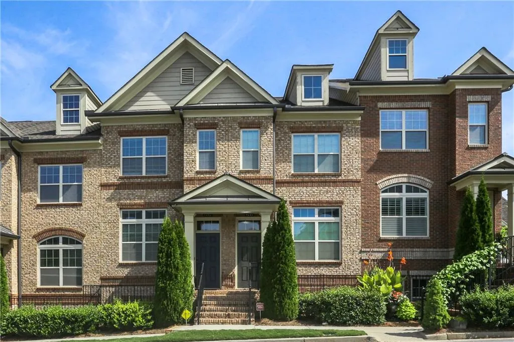 7480 Glisten Avenue, Atlanta, Georgia 30328, 3 Bedrooms Bedrooms, ,3 BathroomsBathrooms,Residential,Sold,7480 Glisten Avenue,6045228