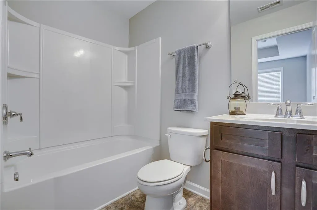 7480 Glisten Avenue, Atlanta, Georgia 30328, 3 Bedrooms Bedrooms, ,3 BathroomsBathrooms,Residential,Sold,7480 Glisten Avenue,6045228