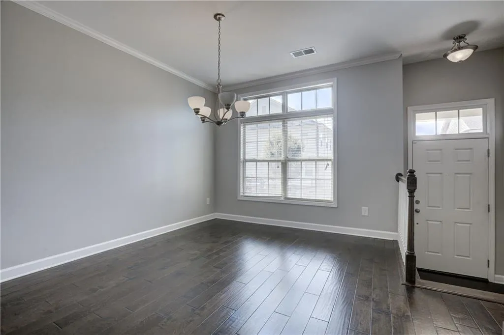7480 Glisten Avenue, Atlanta, Georgia 30328, 3 Bedrooms Bedrooms, ,3 BathroomsBathrooms,Residential,Sold,7480 Glisten Avenue,6045228