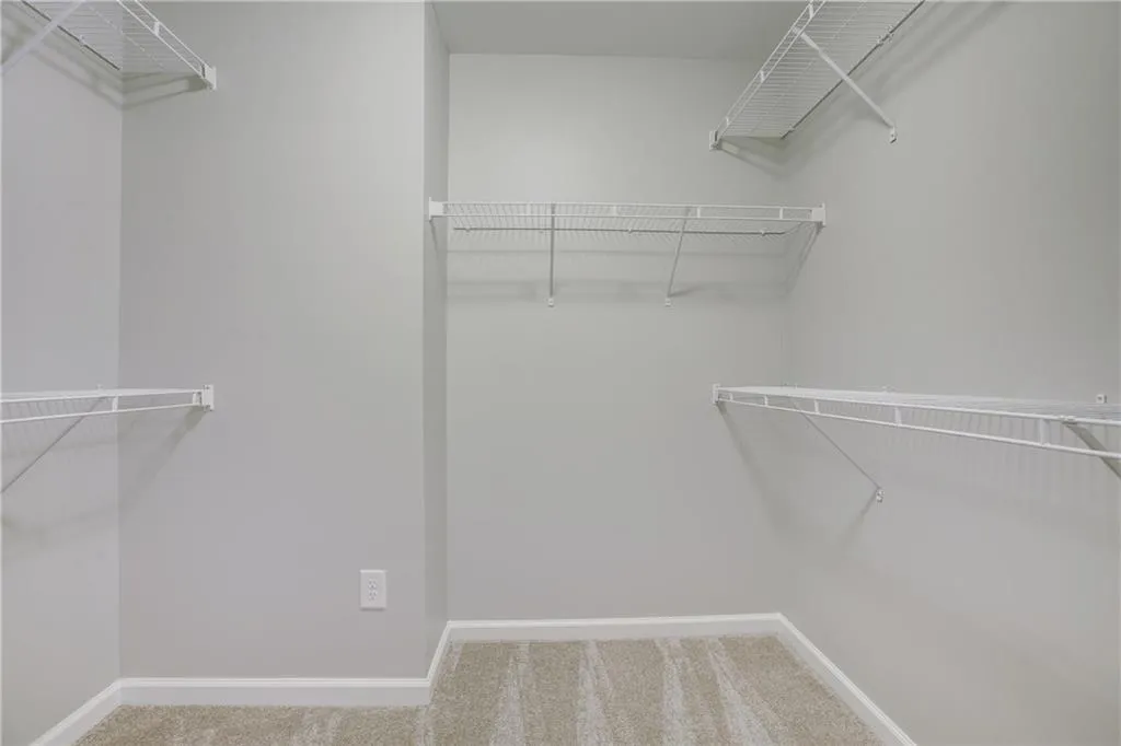 7480 Glisten Avenue, Atlanta, Georgia 30328, 3 Bedrooms Bedrooms, ,3 BathroomsBathrooms,Residential,Sold,7480 Glisten Avenue,6045228