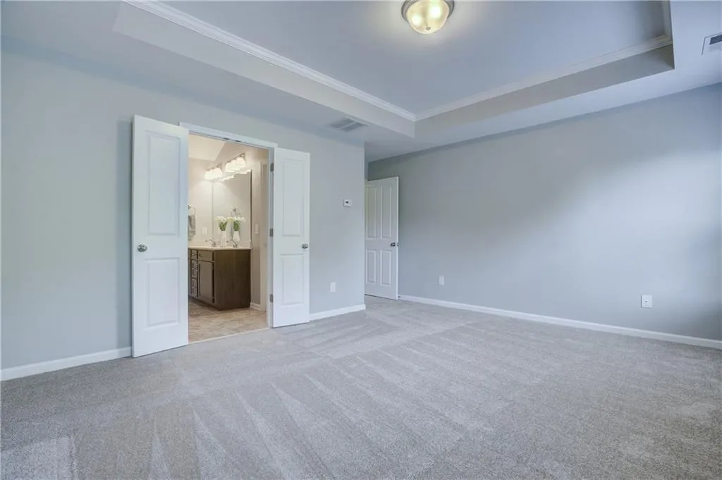 7480 Glisten Avenue, Atlanta, Georgia 30328, 3 Bedrooms Bedrooms, ,3 BathroomsBathrooms,Residential,Sold,7480 Glisten Avenue,6045228