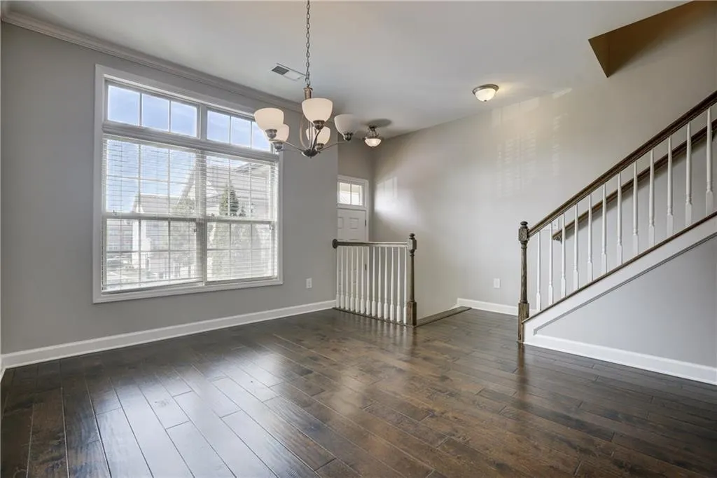 7480 Glisten Avenue, Atlanta, Georgia 30328, 3 Bedrooms Bedrooms, ,3 BathroomsBathrooms,Residential,Sold,7480 Glisten Avenue,6045228