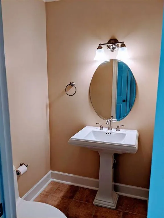 4 Mount Vernon Circle, Atlanta, Georgia 30338, 2 Bedrooms Bedrooms, ,2 BathroomsBathrooms,Residential,For Sale,4 Mount Vernon Circle,7672064 4 Mount Vernon Circle, Atlanta, Georgia 30338, 2 Bedrooms Bedrooms, ,2 BathroomsBathrooms,Residential,For Sale,4 Mount Vernon Circle,7672064