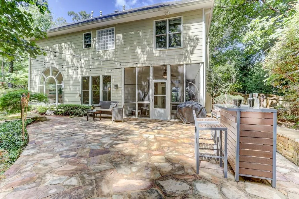 130 Belvedere Court, Sandy Springs, Georgia 30350, 5 Bedrooms Bedrooms, ,4 BathroomsBathrooms,Residential,Sold,130 Belvedere Court,6587597